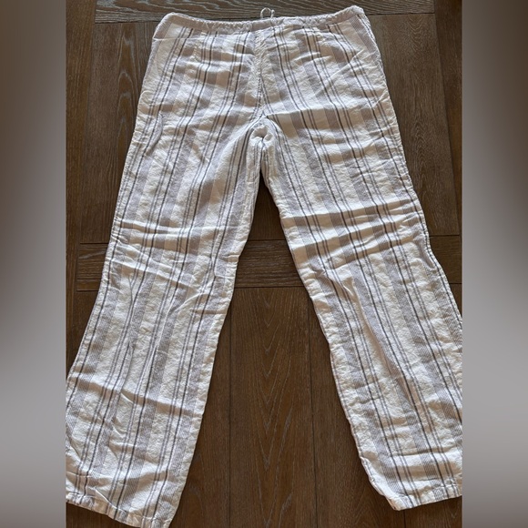 Victoria's Secret white and blue Striped Pants - Picture 9 of 15